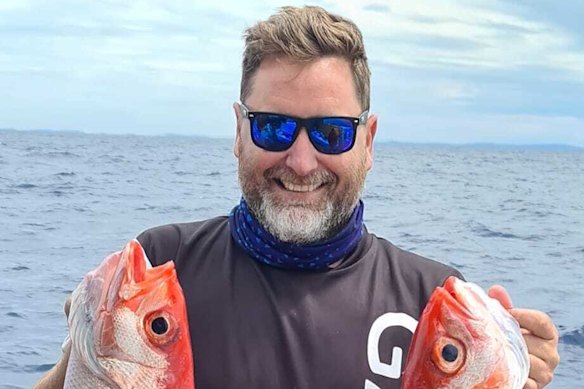 Nine News identificou o homem desaparecido como Ash Haigh, de 44 anos.