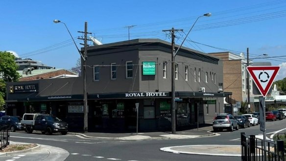 The Royal Hotel Sutherland.