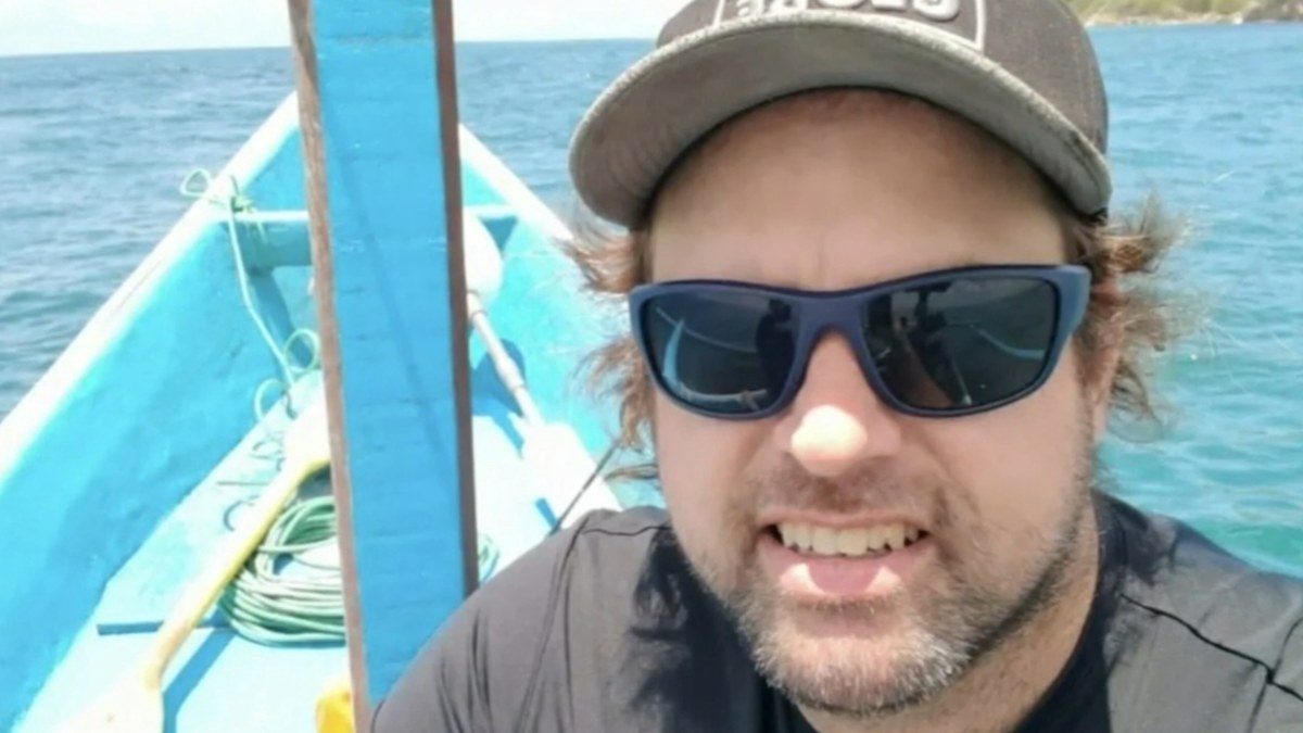 Mystery surrounds death of Australian father in Bali detention centre