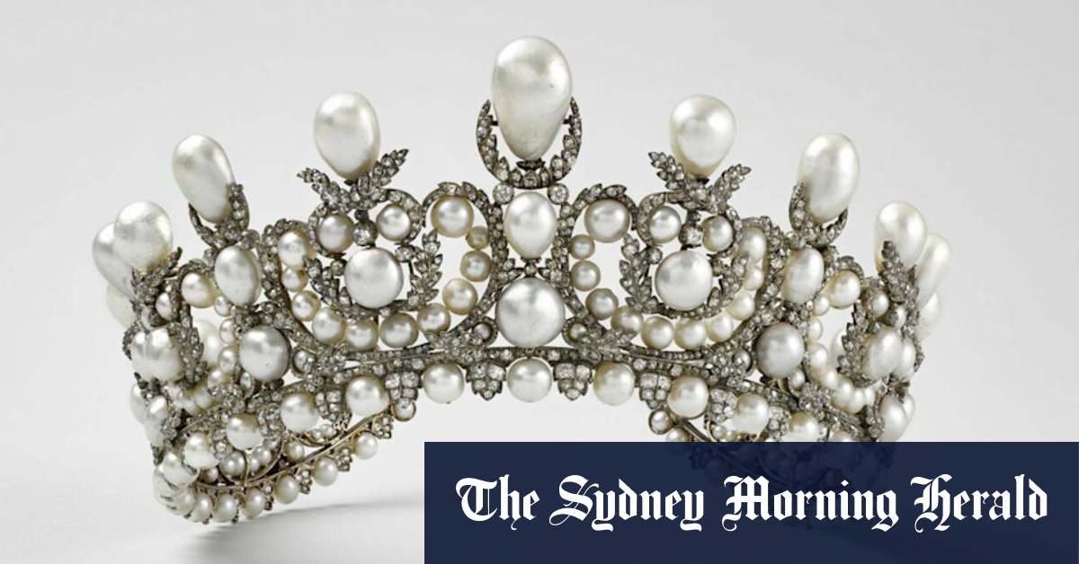 The 48 hours that will determine the fate of Louvre’s stolen jewellery