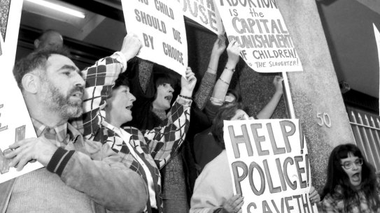 Right-to-life demonstrators block the doorway of the Preterm Clinic in Cooper Street, Surry Hills  in 1985.