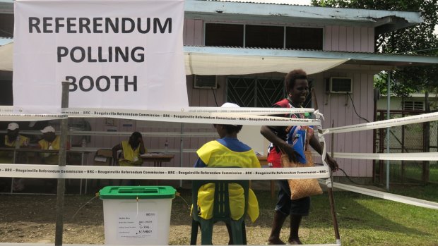 The first day of voting in Bougaiville's independence referendum gets underway.