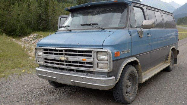 The blue 1986 Chevrolet van bearing Alberta licence plates that was located at the scene where Lucas Fowler and Chynna Deese's bodies were discovered.