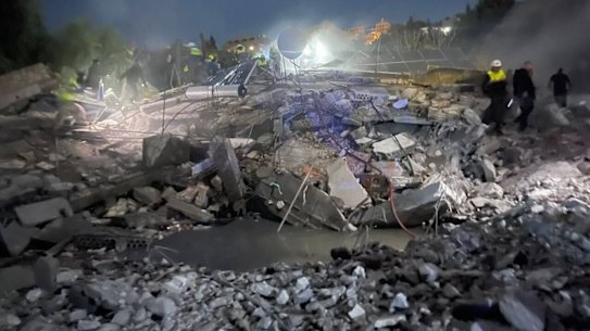 Local media has made unconfirmed reports of an Israeli war plane firing a missile at number of homes in Bint Jbeil overnight.