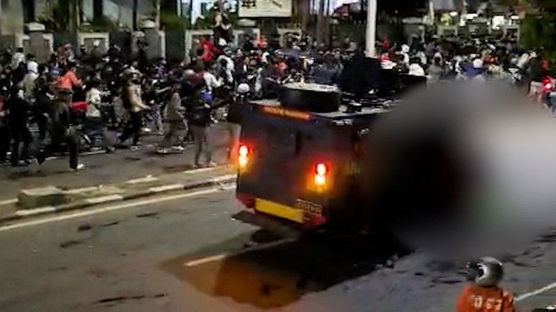 Police chief apologises after riot vehicle crushes man during Jakarta protest
