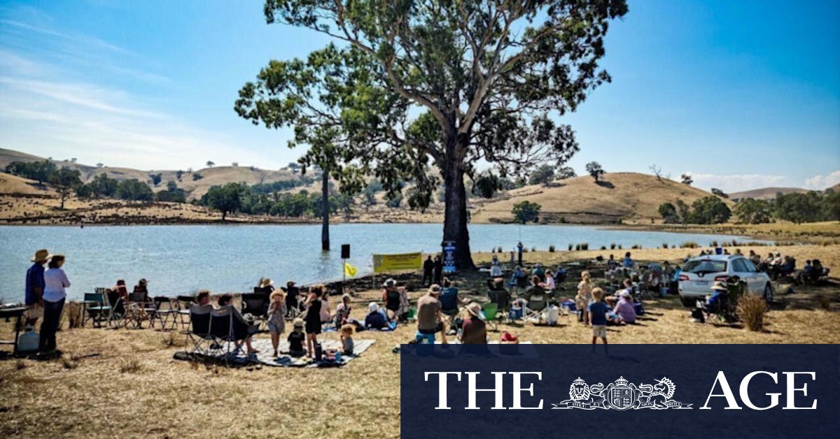 Victorian councils targeted by conspiracy theorists' campaign of disruption and influence - Vimarsana News