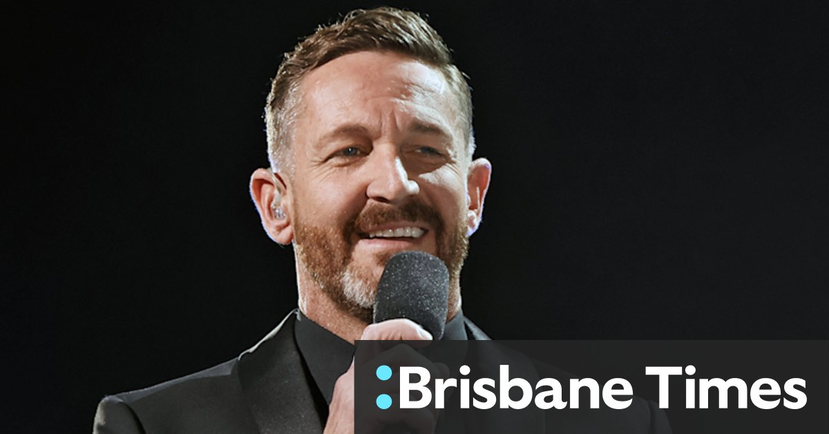 Bobby Fox steals a concert packed with stars such as Michael Ball, celebrating the songs of Les Miserables' composers - Vimarsana News
