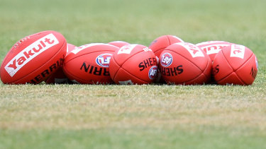 The AFL apologised for its communication. 