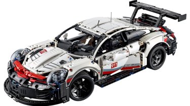 The model looks great, and doesn't hide the inner workings.