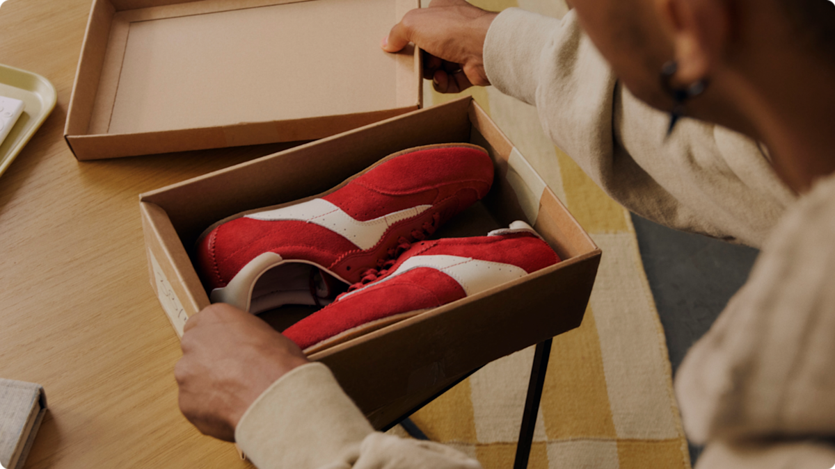 1 in 8 Aussies have $1000 hiding in their closet