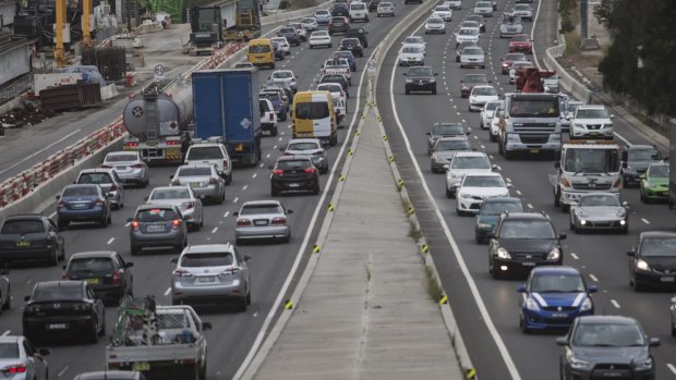 Labor's M4 cashback plan an earnings 'free kick' to WestConnex owners