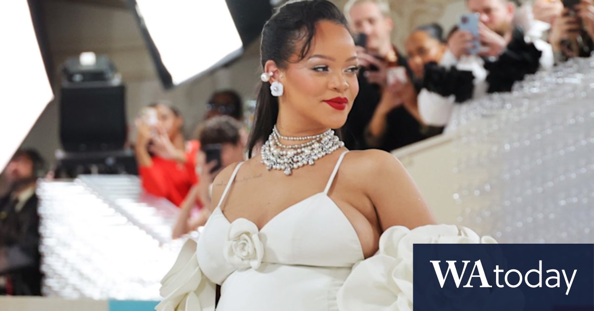 Rihanna wants a breast lift after babies – could it start a movement? - Vimarsana News