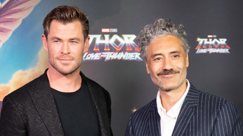 Chris Pratt & Taika Waititi Join Chris Hemsworth at 'Thor' World