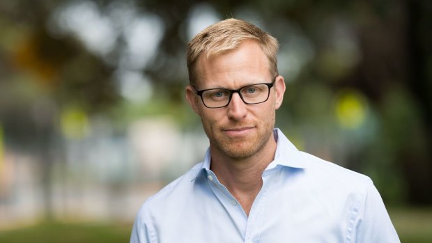 Justin Field, leaving the Greens to sit as an independent in the NSW upper house.