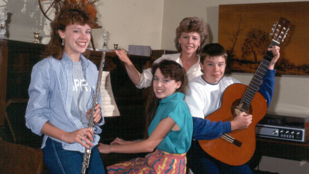 Kylie Minogue with sister Dannii, brother Brendan and their mother Carol.