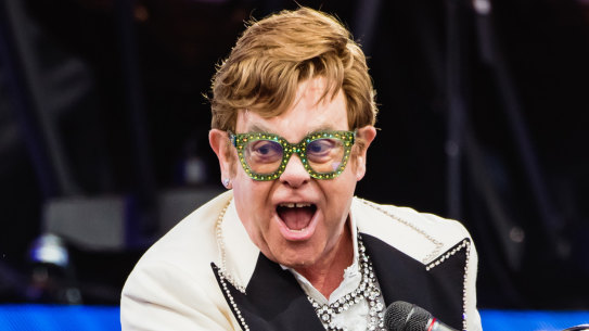Elton John will play four encore Australian performances on his Farewell Yellow Brick Road tour.