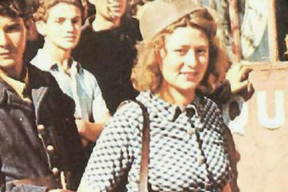 Simone Segouin the 18-year-old French resistance fighter in 1944.