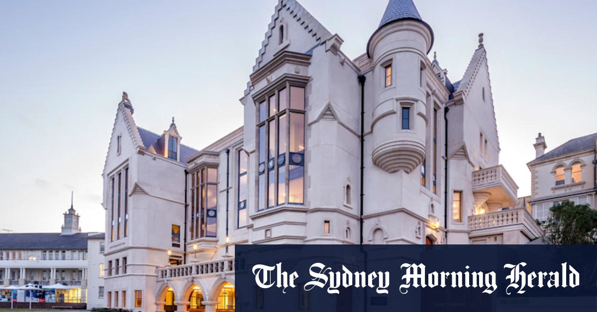 Scots College fails to pay its staff on time