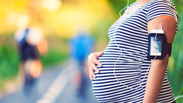 Pregnant Women Have No Choice But To Wear Ugly Clothes