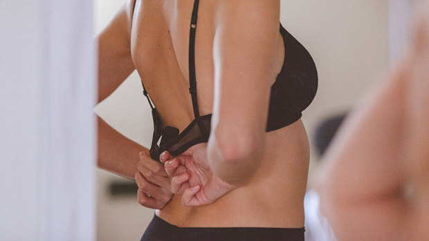 No more sideboob?! You're going to want to add this wireless wonder to