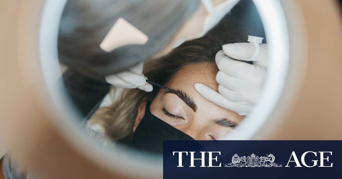Cosmetic tattooing: a guide to permanent make-up - Vimarsana News