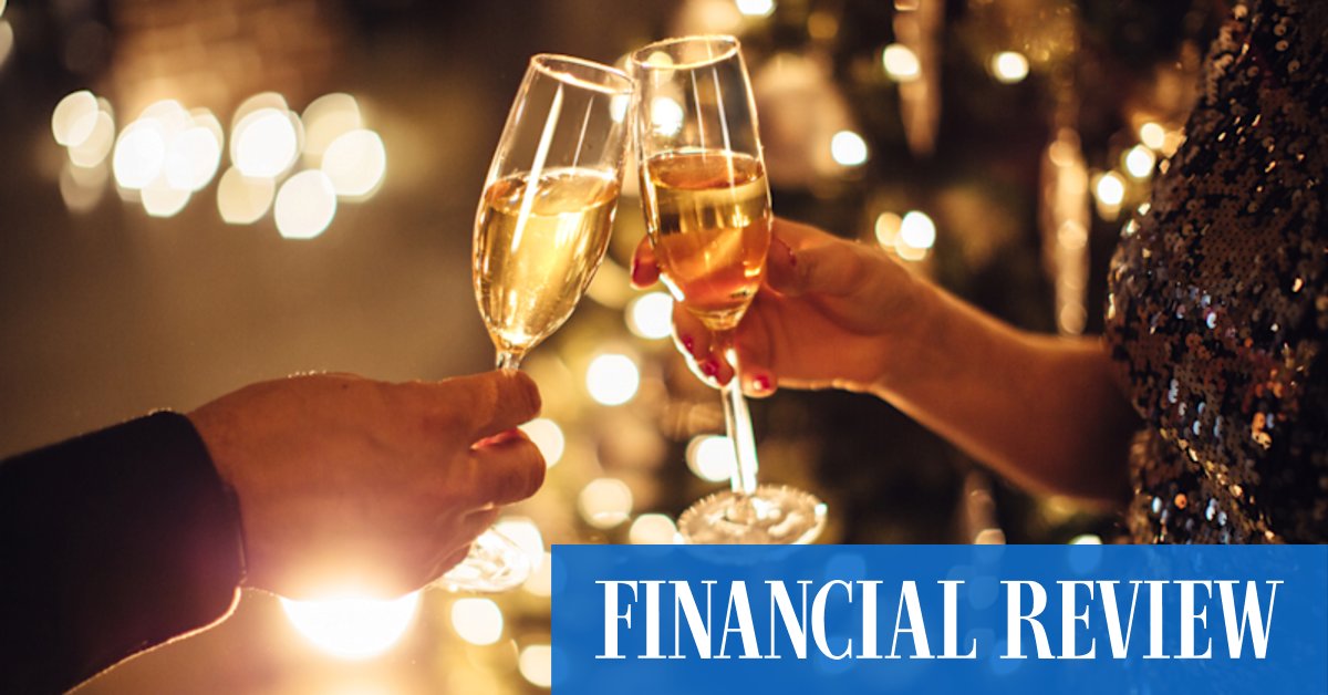 Champagne sales fizz as confidence returns - Vimarsana News