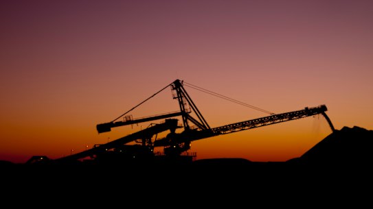 Almost all companies including miners would gain a tax cut under a revamped plan from the Productivity Commission.