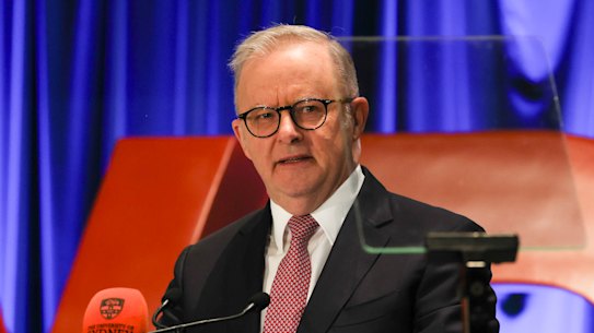 Prime Minister Anthony Albanese giving a speech on AI at the University of Sydney.