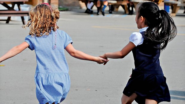 Kids around the state enjoy their last day of school holidays as schools starts up again on Monday.