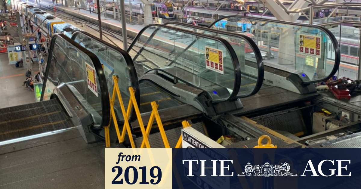 Broken escalator adds to Southern Cross chaos