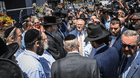 There were chaotic scenes when Anthony Albanese visited the Assad Israel Synagogue in Melbourne.