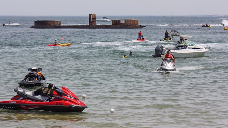 Push to tackle jet-ski hooning under boating boundary changes