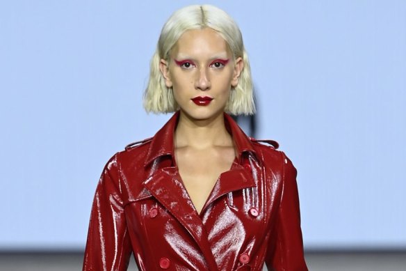 Daniel Avakian’s models sported coloured eyeliner in thick, straight punchy shades.