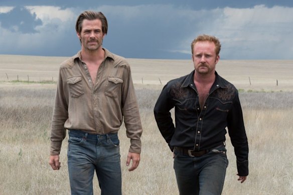 Chris Pine and Ben Foster in Hell or High Water.