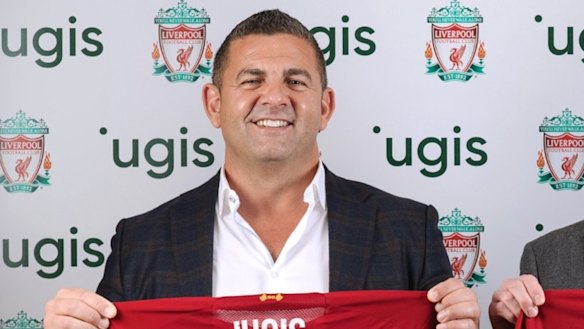 Bill Papas and the Sydney company he founded, Forum Finance, have been accused of facilitating a fraud worth at least $400 million, by falsifying documents and forging signatures to illegally obtain loans from Westpac, Societe General and Sumitomo Mitsui Banking of Japan.