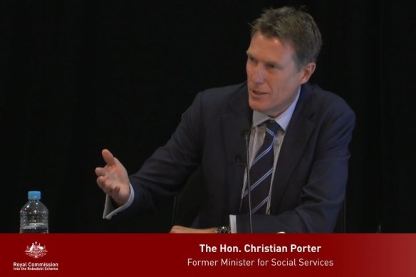 Christian Porter said talking points he was given appeared not to answer a crucial question about incorrect debts being raised.