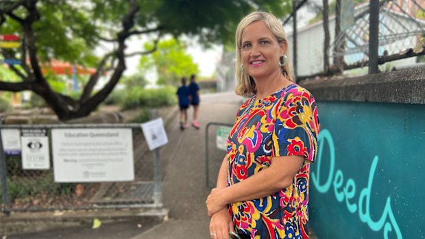Ashgrove mum Clarissa Ellemor has two kids enrolled at Oakleigh State School and allows them to walk to school independently as they live very close by. A poll has found only 35 per cent of Queensland parents do this.