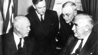 Dwight Eisenhower (left) and Robert Menzies (right) in 1956.