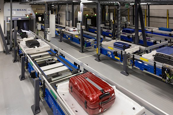 Um sistema de manuseio de bagagem do Beumer Group, com sede na Alemanha, que está construindo o novo sistema do Aeroporto de Melbourne. 