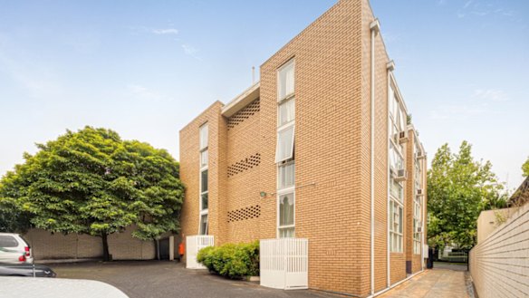 65 Tivoli Road, South Yarra.