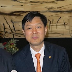 Phillip Dong Fang Lee.