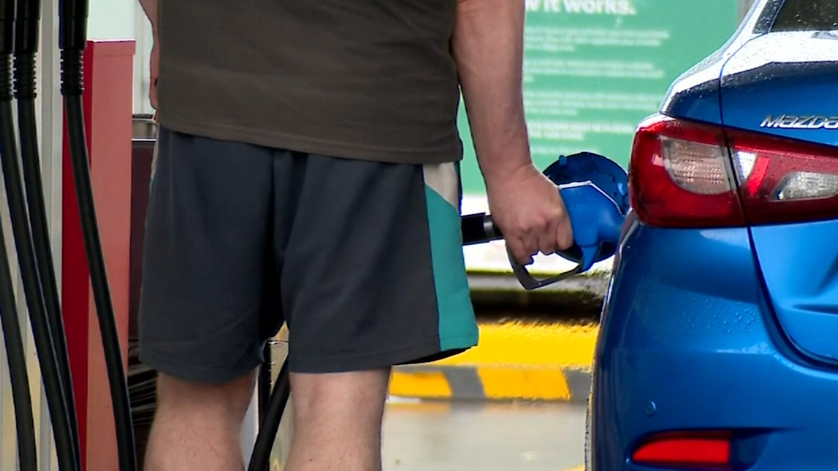 Fuel discount to end from midnight - here’s what it means