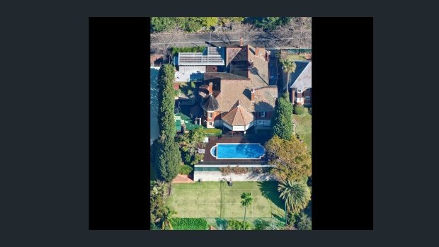 Robby Melhem's Kirribilli mansion was also the business address of 7th Heaven Escorts.