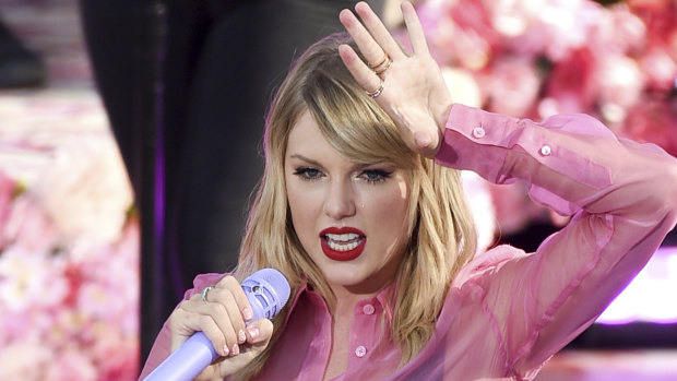 The announcement of Taylor Swift's Melbourne Cup performance had boosted ticket sales to the race meeting.