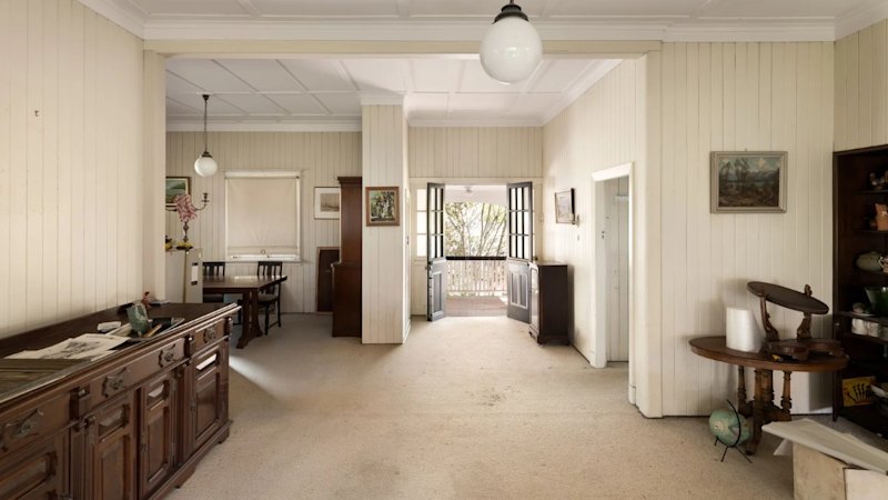 Family outbids to buy unrenovated Clayfield home for $4.55 million