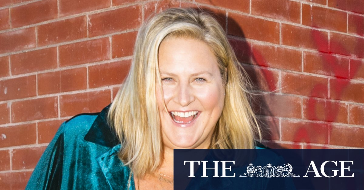 Bridget Everett shows off her softer side ... And a bra - Vimarsana News