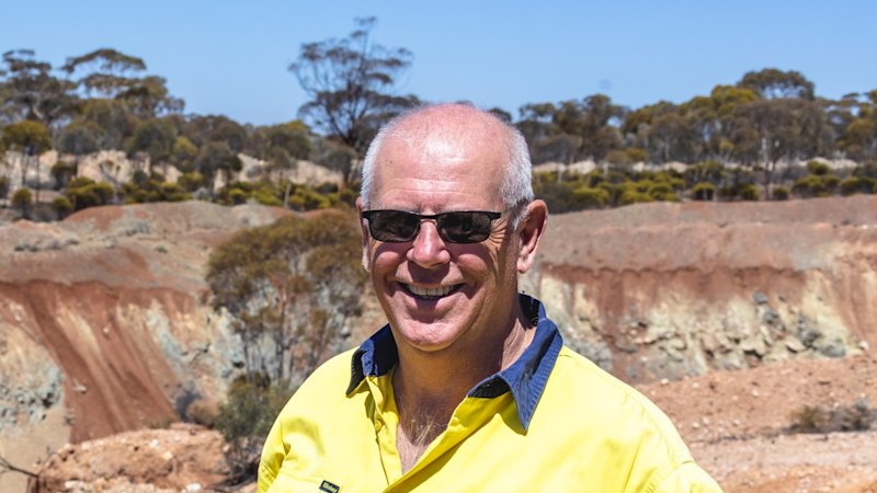 Auric clinches premium gold sales price to cap WA starter pit run