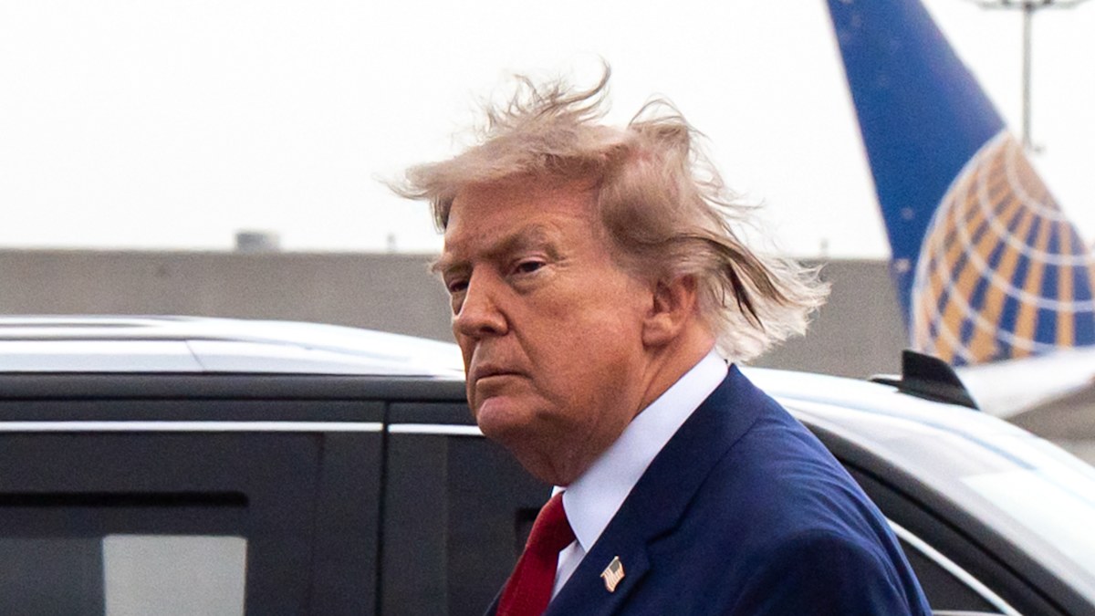 Trump rages at judges after they order halt to his ballroom project