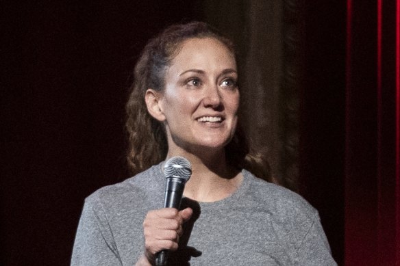 Jacqueline Novak gives a helter-skelter performance in her stand-up comedy special.