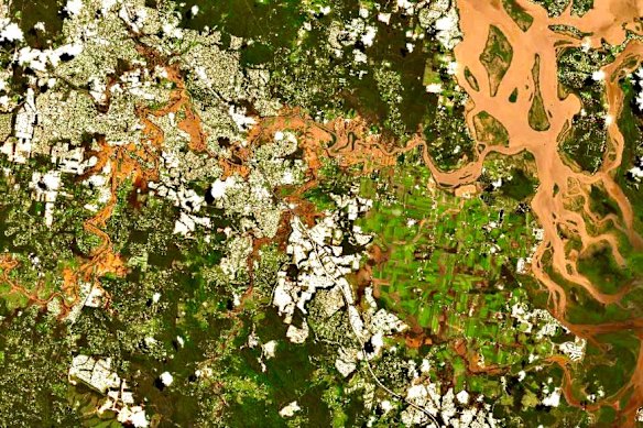 The Logan River in flood in 2022. 